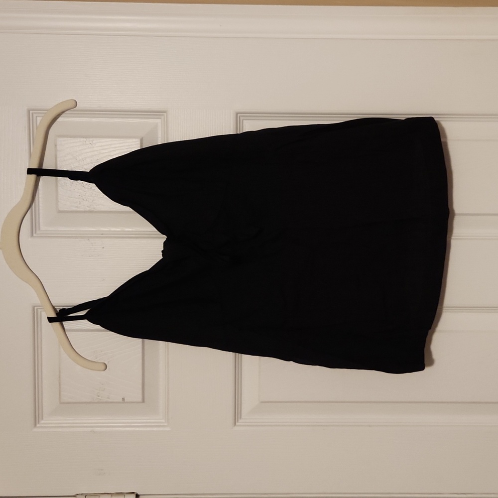 Old Navy black sleeveless tank top